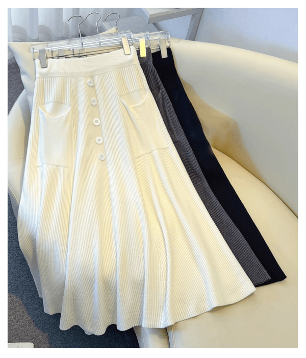 M9 Hot-selling women's single-breasted pocket solid color skirt in 2025